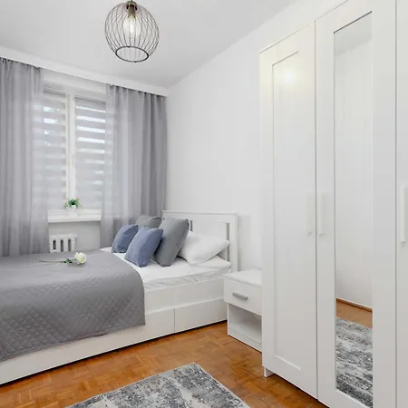 Funkcjonalny Z Balkonem By Renters