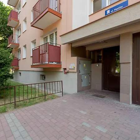 Apartment Funkcjonalny Z Balkonem By Renters